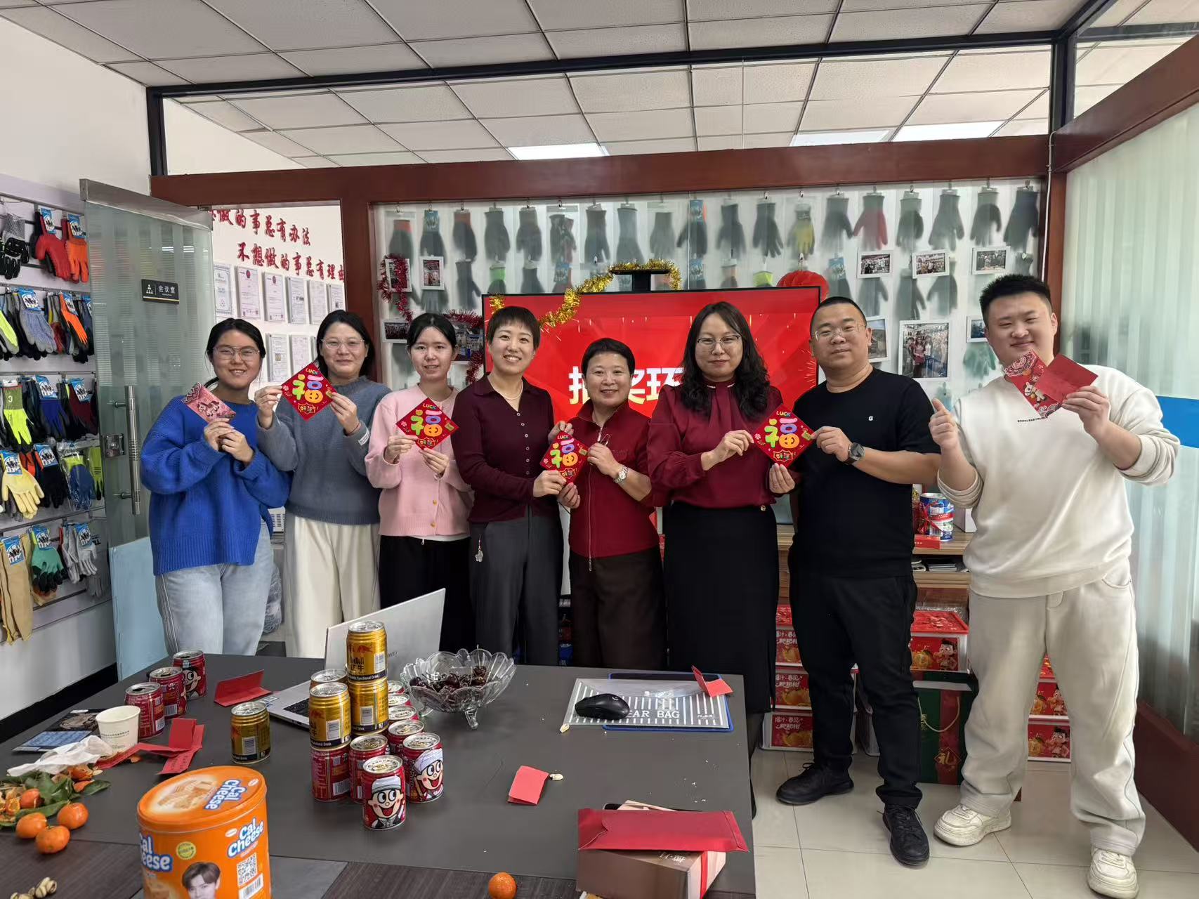 dfc12a3c6ccb484d3bc1520e56834c31